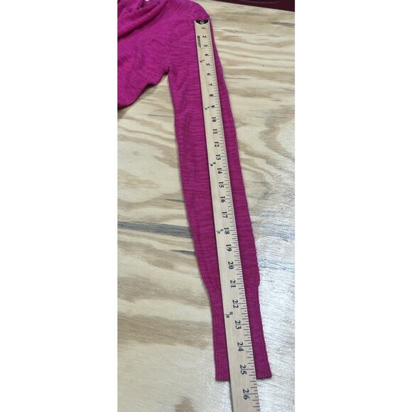 Express Y2K Deep V Neck Lightweight Sweater Women’s Size XS Pink Babydoll - Picture 11 of 11